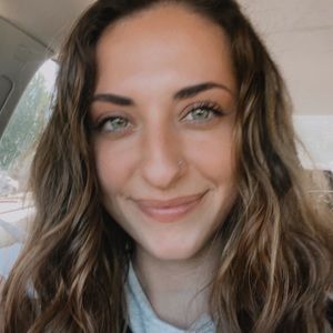 Meet your Posher, Emilee